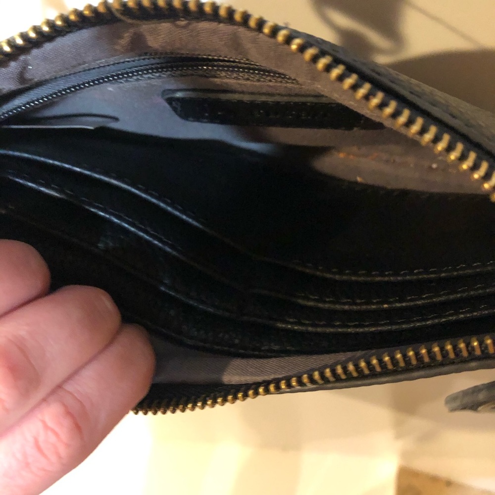 💜 Sale 3 for 15 Black faux leather Cross Body - Picture 7 of 8